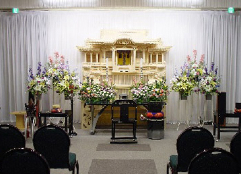 小規模の祭壇イメージ画像